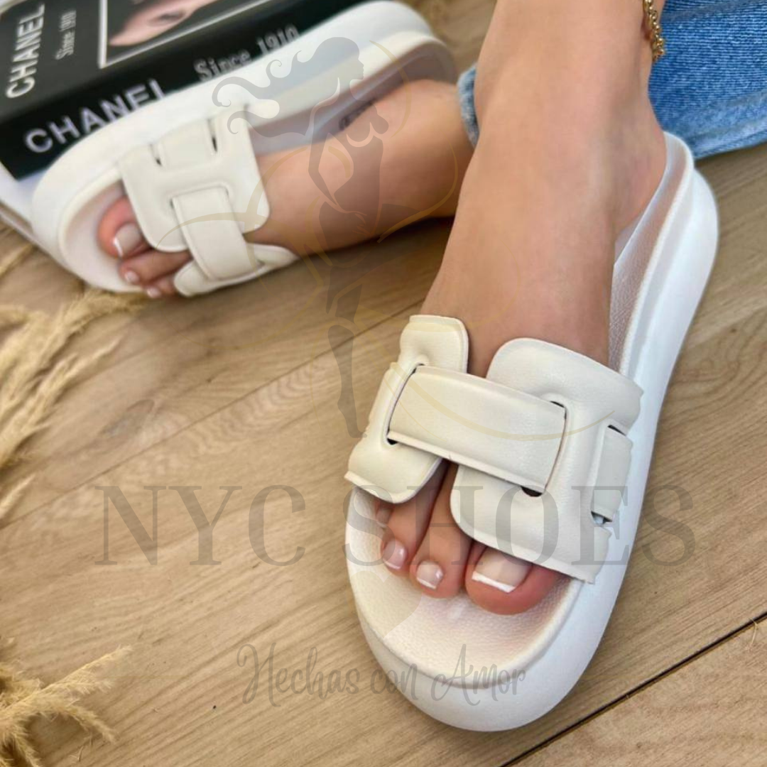 Sandalia Y07