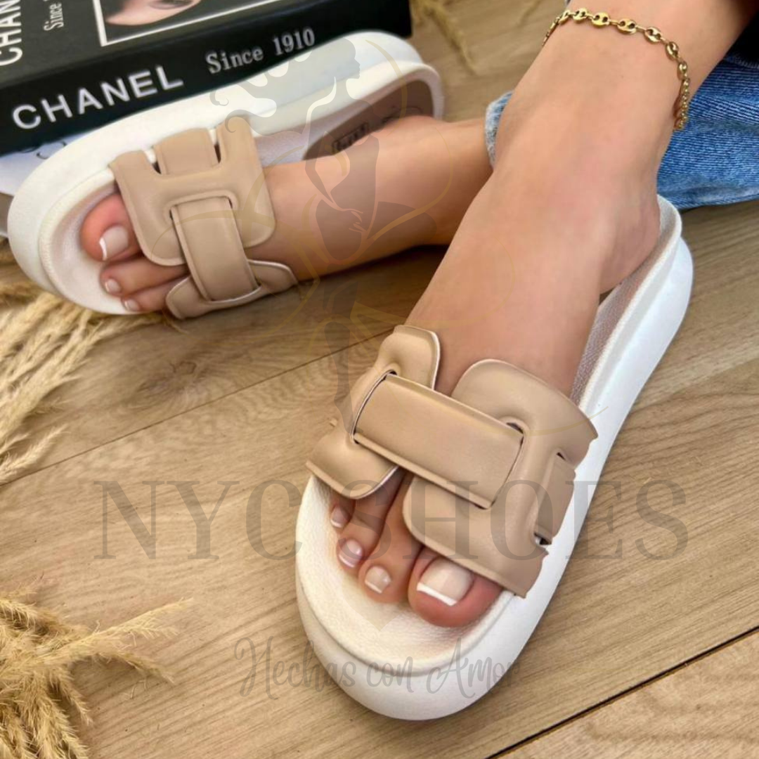 Sandalia Y07