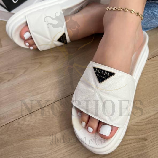 Sandalia Y37